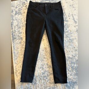 American Eagle Outfitters high rise Black Skinny Jeans 10 short
